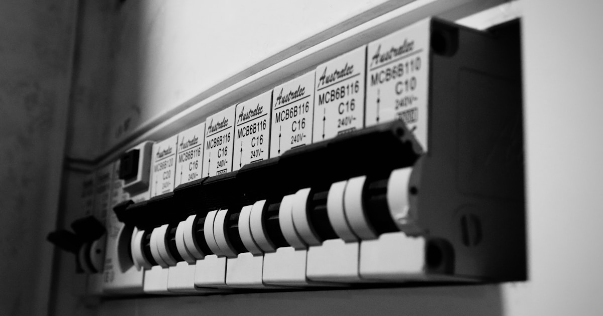 Elektron və idarəetmə problemləri
